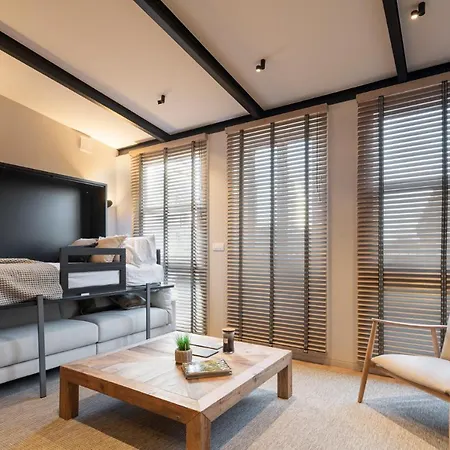 Apartment Housingcoruna Real58 *