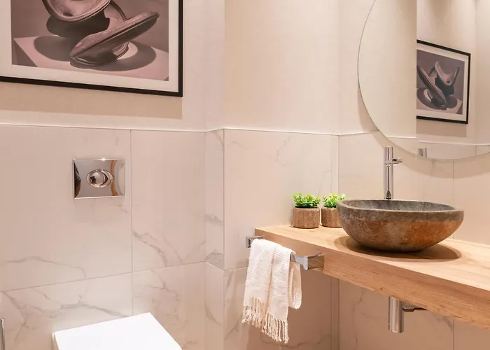 Housingcoruna Real58 A Coruna